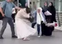 Kocasıyla ilişkiye girmeye çalışan kadını evire çevire dövdü