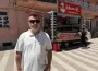 Boşanma Sevincini Bin 500 Kişiyle Paylaştı! İlginç Kutlama Dikkat Çekti