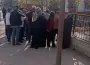 Van'da kız öğrenci pompalıyla geldi! Veliler okula akın etti