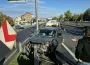İnegöl'de feci kaza! Ok gibi bariyerlere saplandı