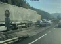 İnegöl Mezitler'de Dev Tırlar Ters Yöne Girdi! Trafik Durdu
