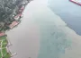İstanbul Boğazı’nda çamurla oluşan iki renkli görüntü dikkat çekti