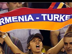 Ermeniler'in yarısı Türkiye karşıtı