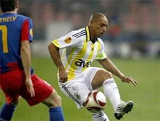 Carlos Galatasaray'a takıldı