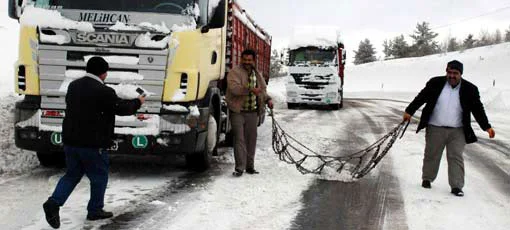 591 köy yolu ulaşıma kapalı