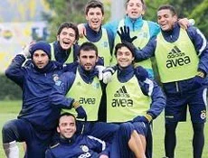 Fenerbahçe'de 4 cezalı bir sakat