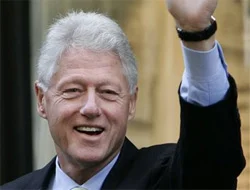 Eski ABD Başkanı Clinton Haiti'de