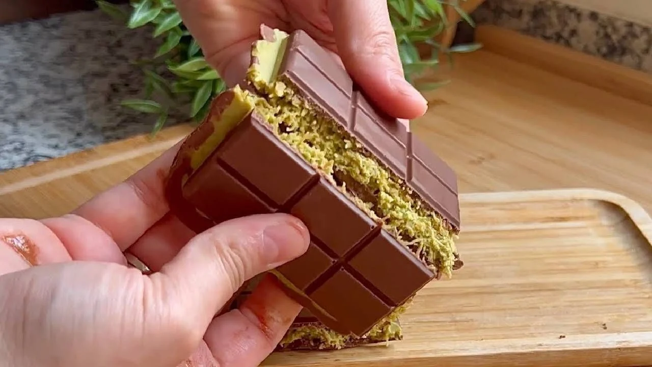 Hiçbir yerde bulamayacağınız enfes Dubai çikolatası tarifi