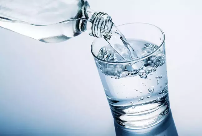 Ünlü Su Markasına Kanser ve Otizme neden oluyormuş
