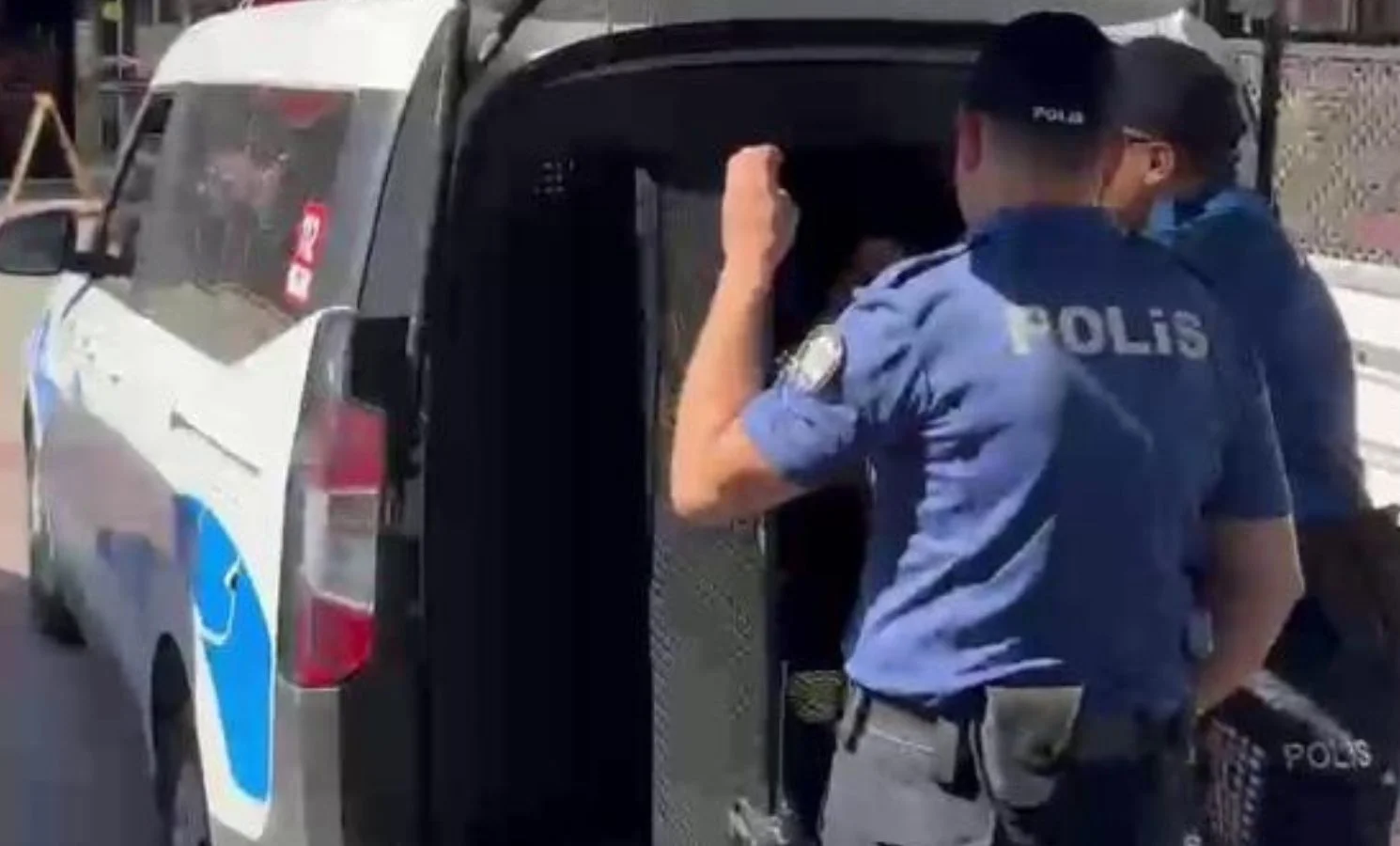 10 yıl hapis cezasıyla aranan şüpheli kovalamaca sonucu yakalandı