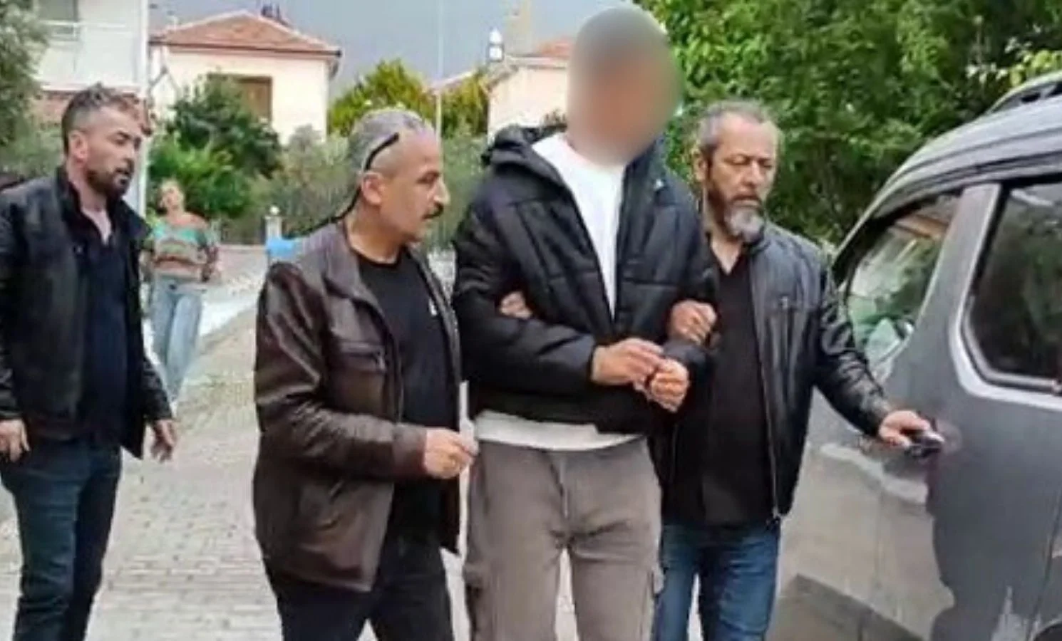 37 yıl hapis cezası olan adam bakın nerede yakalandı!