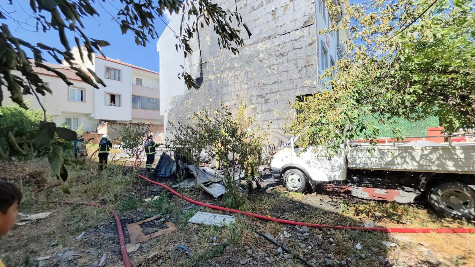 İnegöl'de park halinde küle döndü!