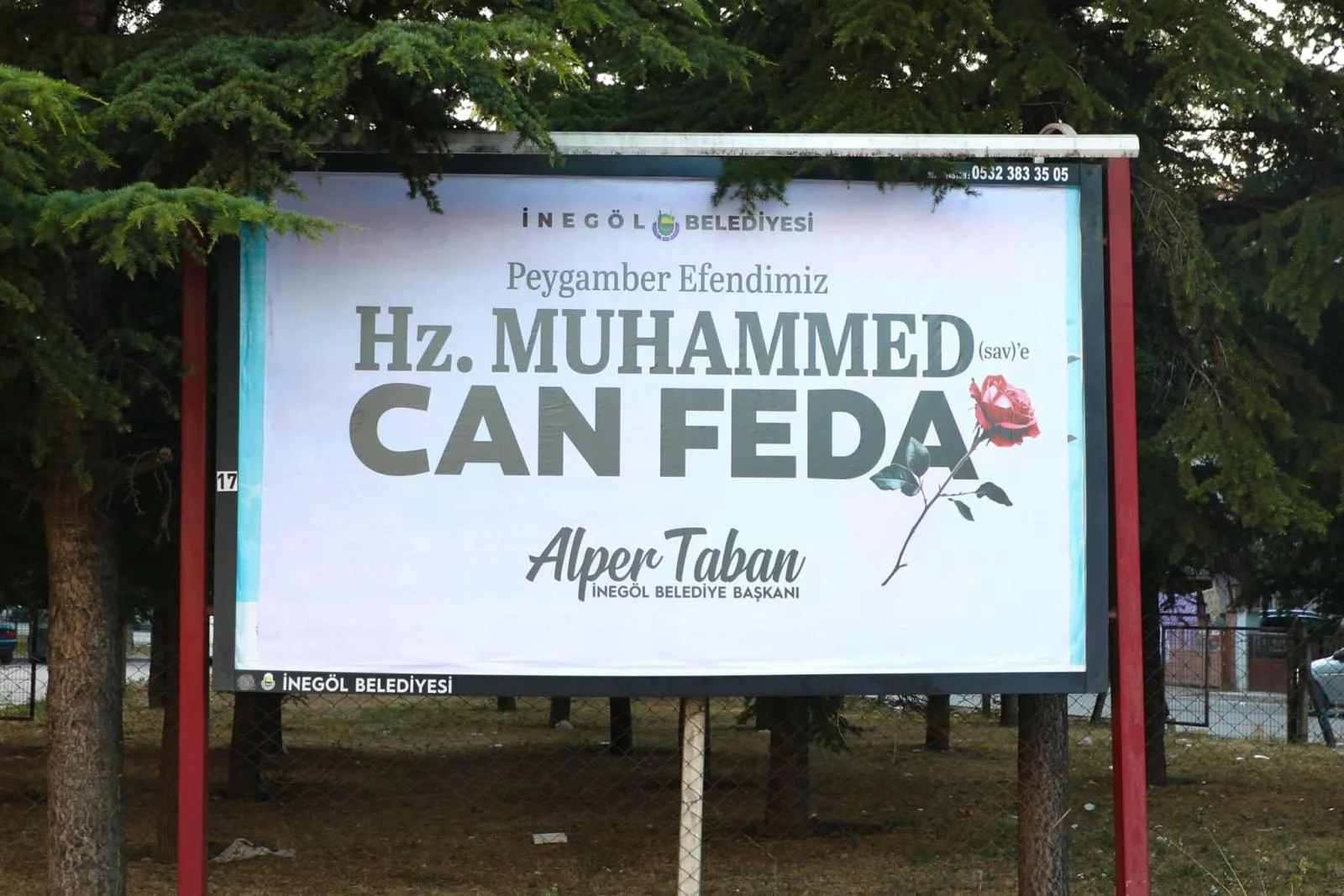 Leman Dergisinin Karikatürüne Başkan Taban’dan Billboard Cevabı