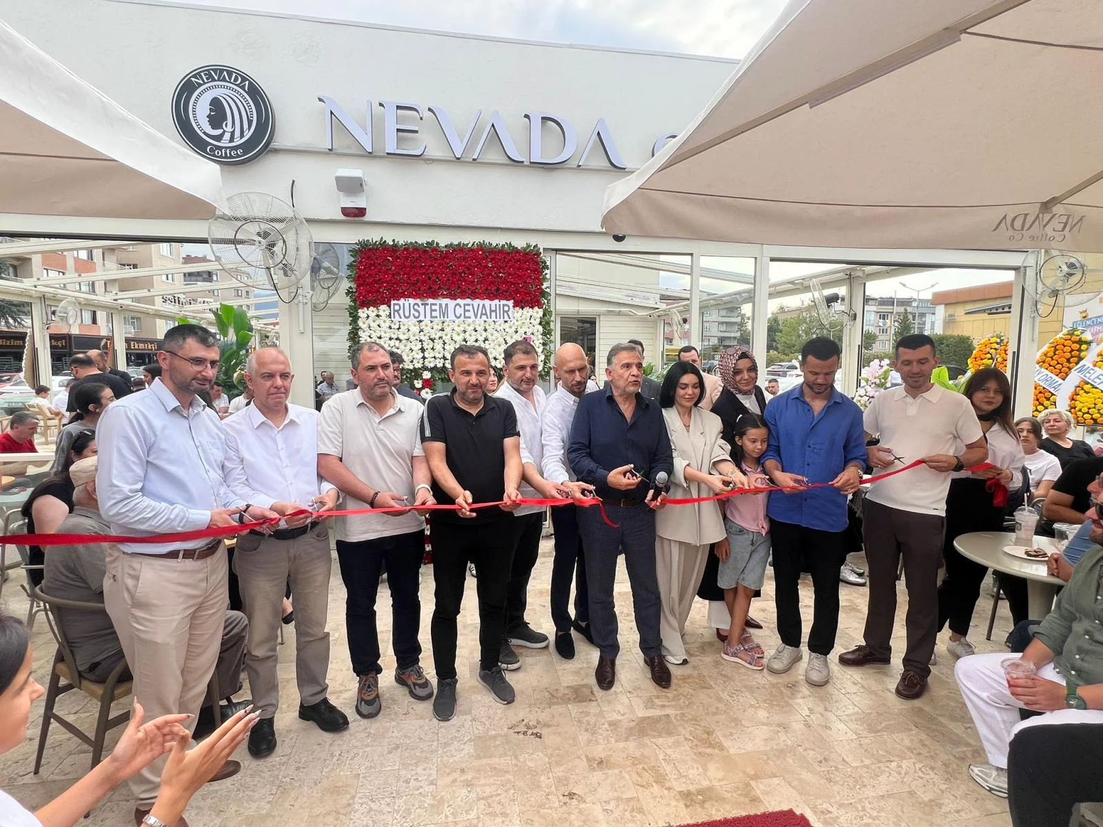 Nevada Coffee İnegöl’de Açıldı: Kahve Tutkunları Yeni Lezzet Noktasıyla Buluşuyor