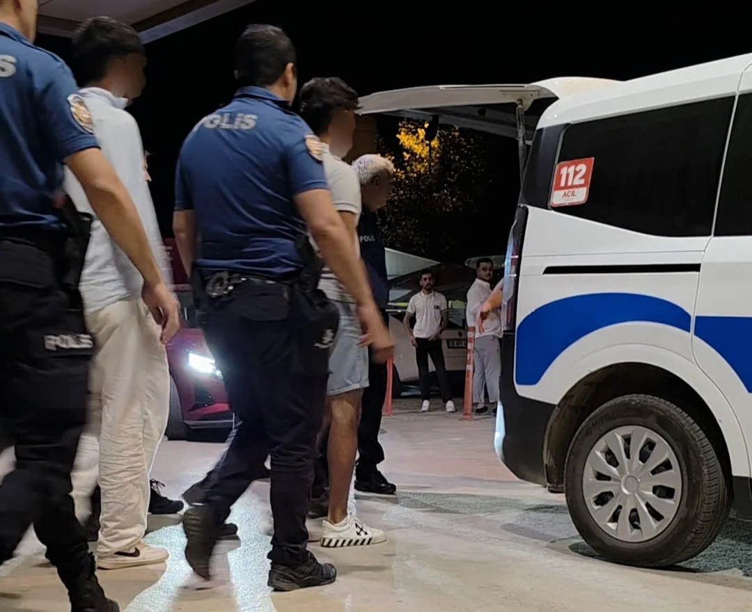 İnegöl'de kavga 1 yaralı 4 gözaltı