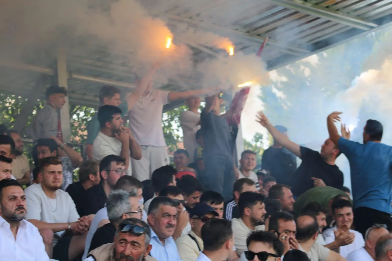 Sıcak Hava İnegöl’de Çeyrek Final Maçlarını Erteletti