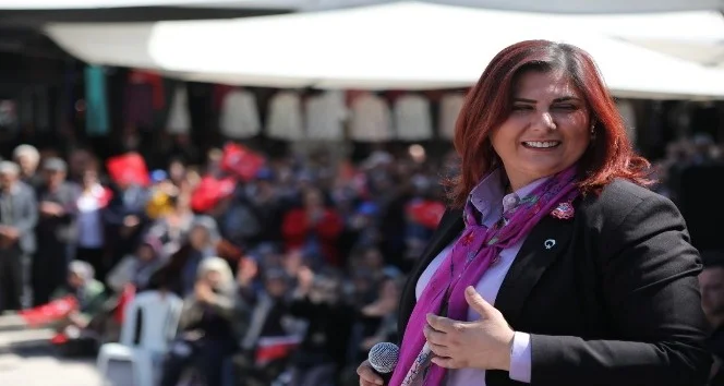 Özlem Çerçioğlu CHP'den istifa etti!