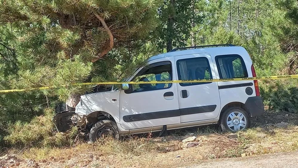 Feci kaza yaşlı çifti hayattan kopardı