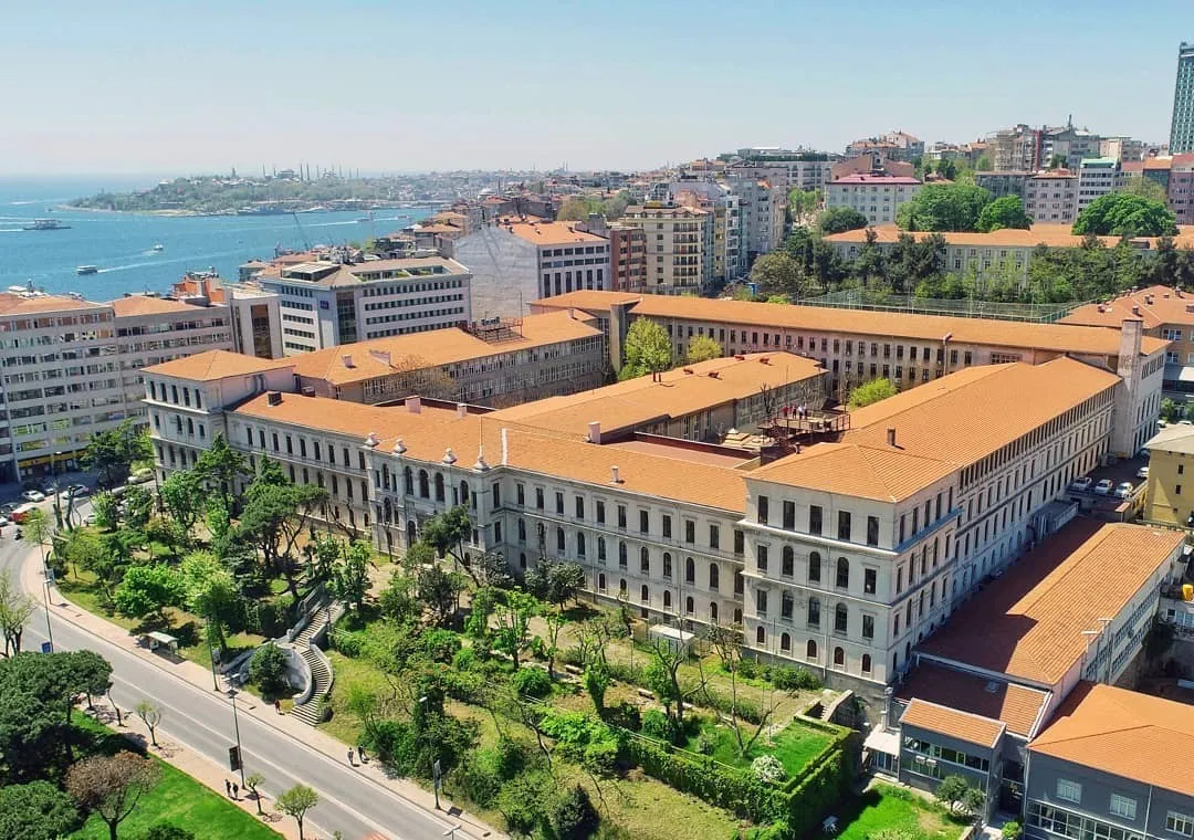 Nöbetçi Kitaphanelerde Çalıştılar, İTÜ’yü Kazandılar