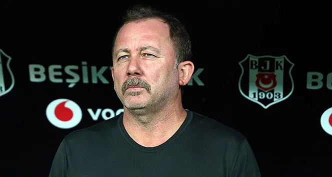 Beşiktaş’ta flaş ayrılık kararı! Sergen Yalçın, yeni transfer Jurasek’in biletini kesti