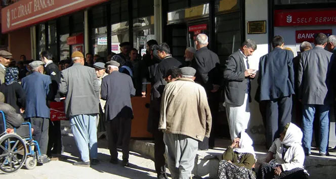 Emekliye eylül 2025 promosyon sürprizi: Bankalar yarışa girdi