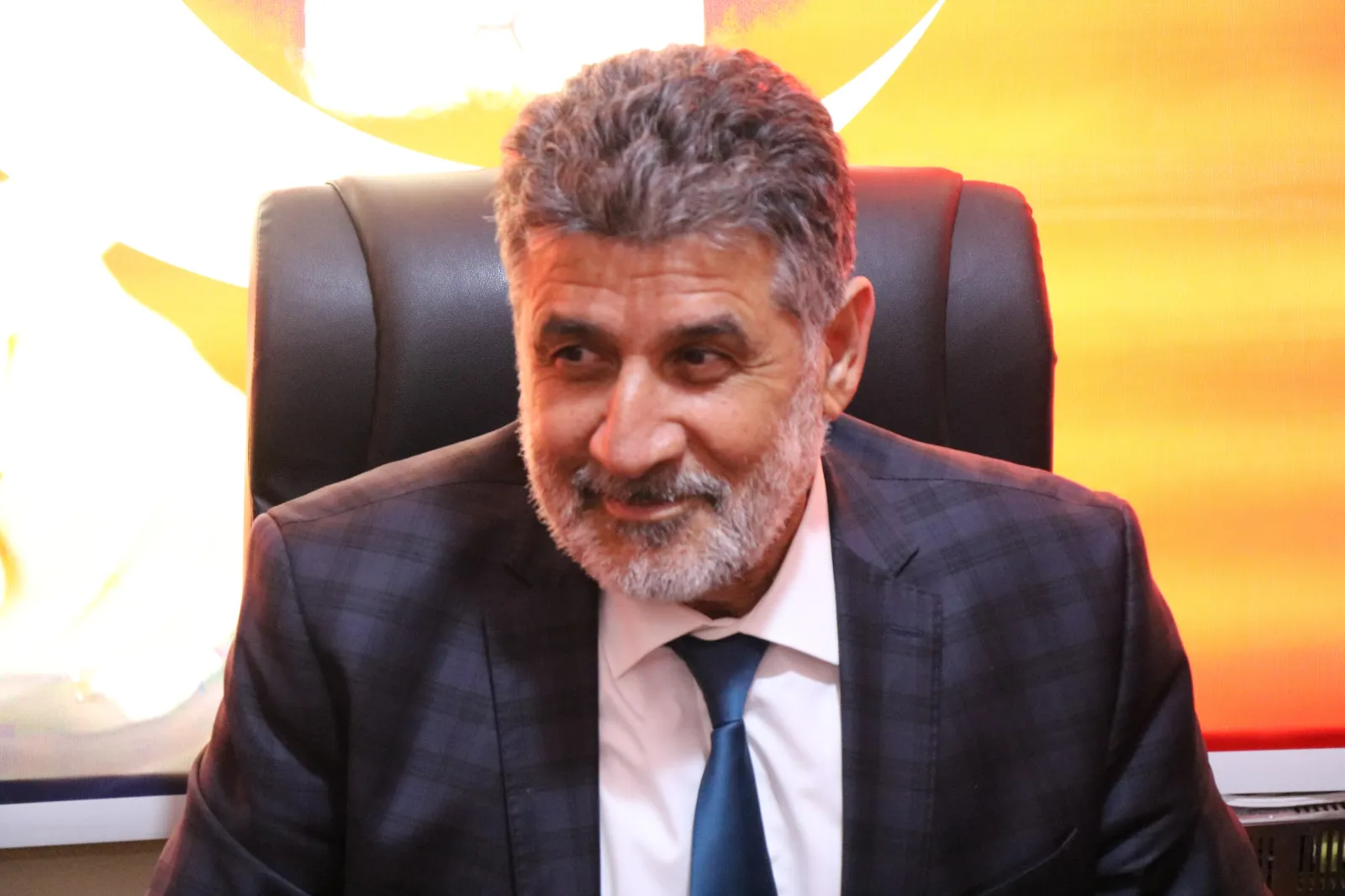 O partinin genel başkanı hastaneye kaldırıldı!