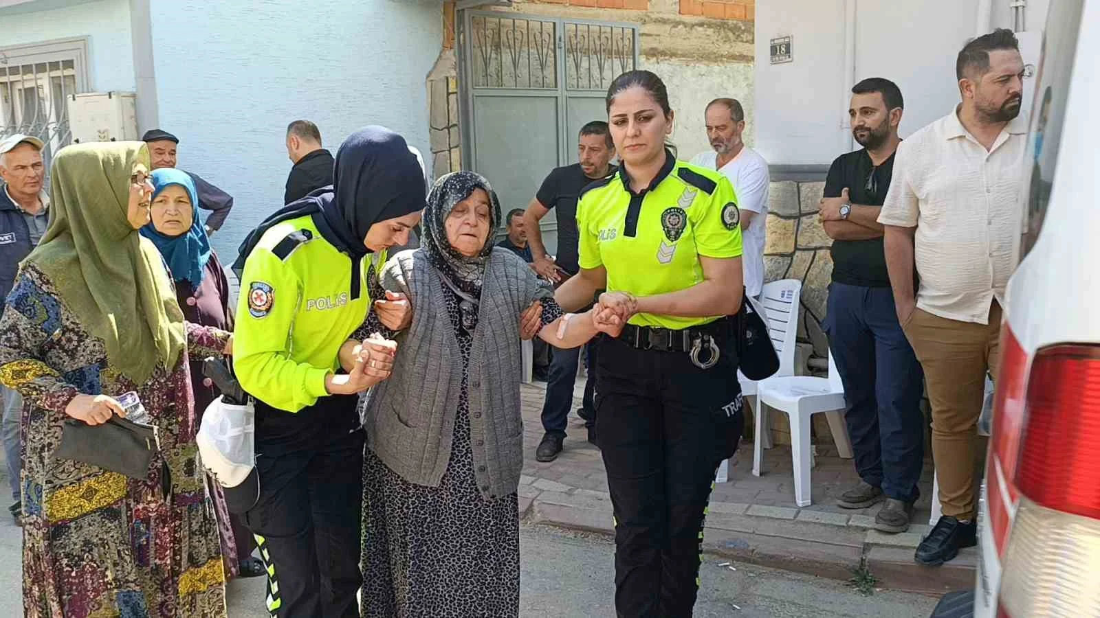 Evladının şehadeti̇ni̇ duyan anneni̇n yüreği̇ dayanamadı
