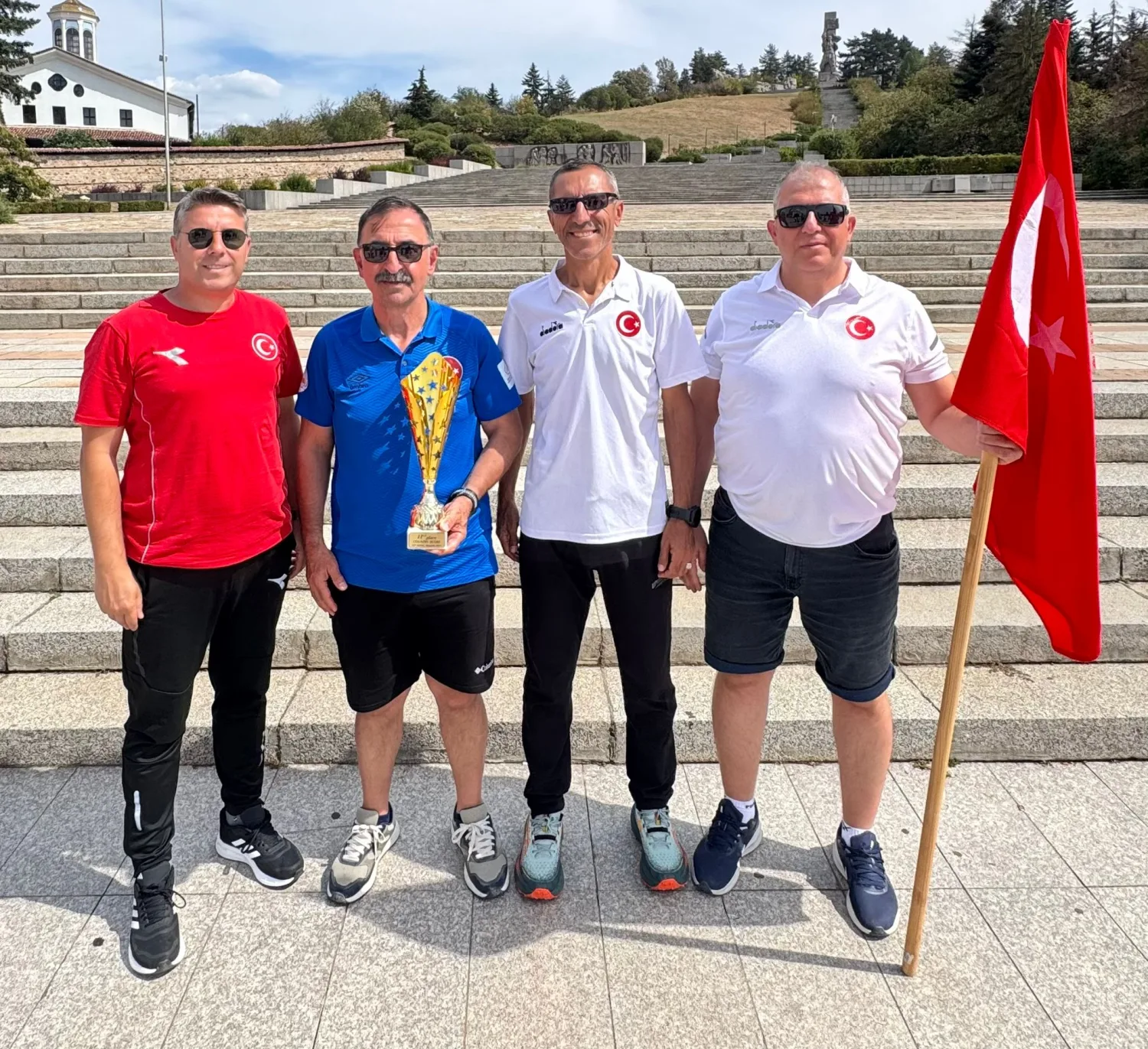 İnegöllü sporcular oryantiring şampiyonasından madalyalarla döndü