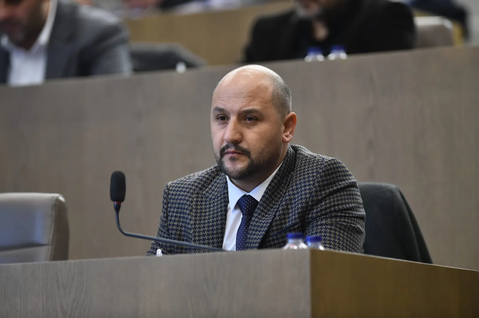 MHP'den Saadet Partisi'ne şov elestirisi