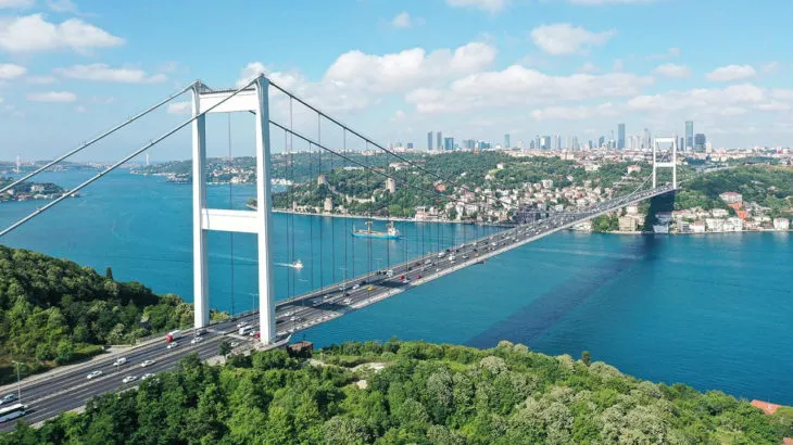 Köprü ve otoyollar satılacak iddialarına yanıt geldi