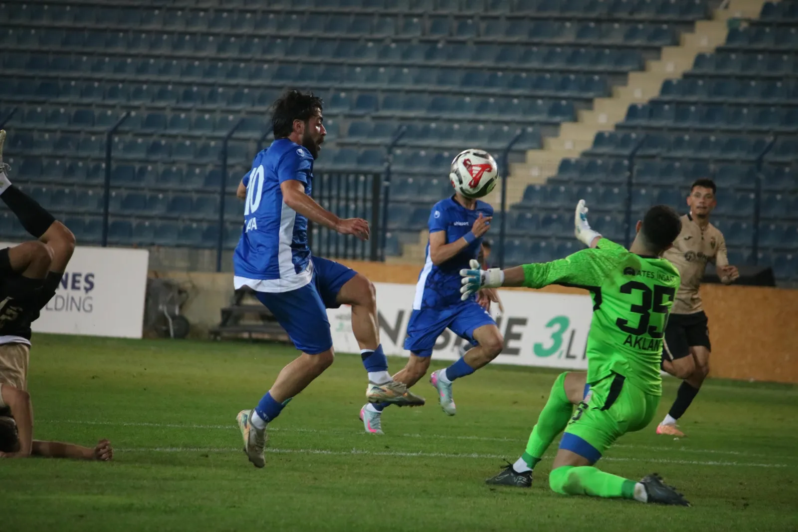 Karacabey Belediye Spor Deplasmanda İskenderunspor'u 2-0 Mağlup Etti