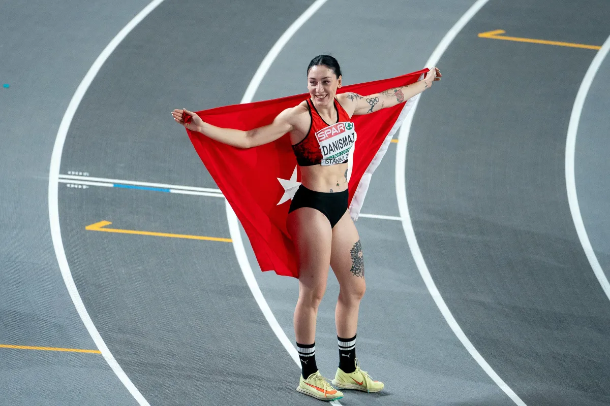 Tuğba Danışmaz Dünya Atletizm Şampiyonası’nda finale yükseldi