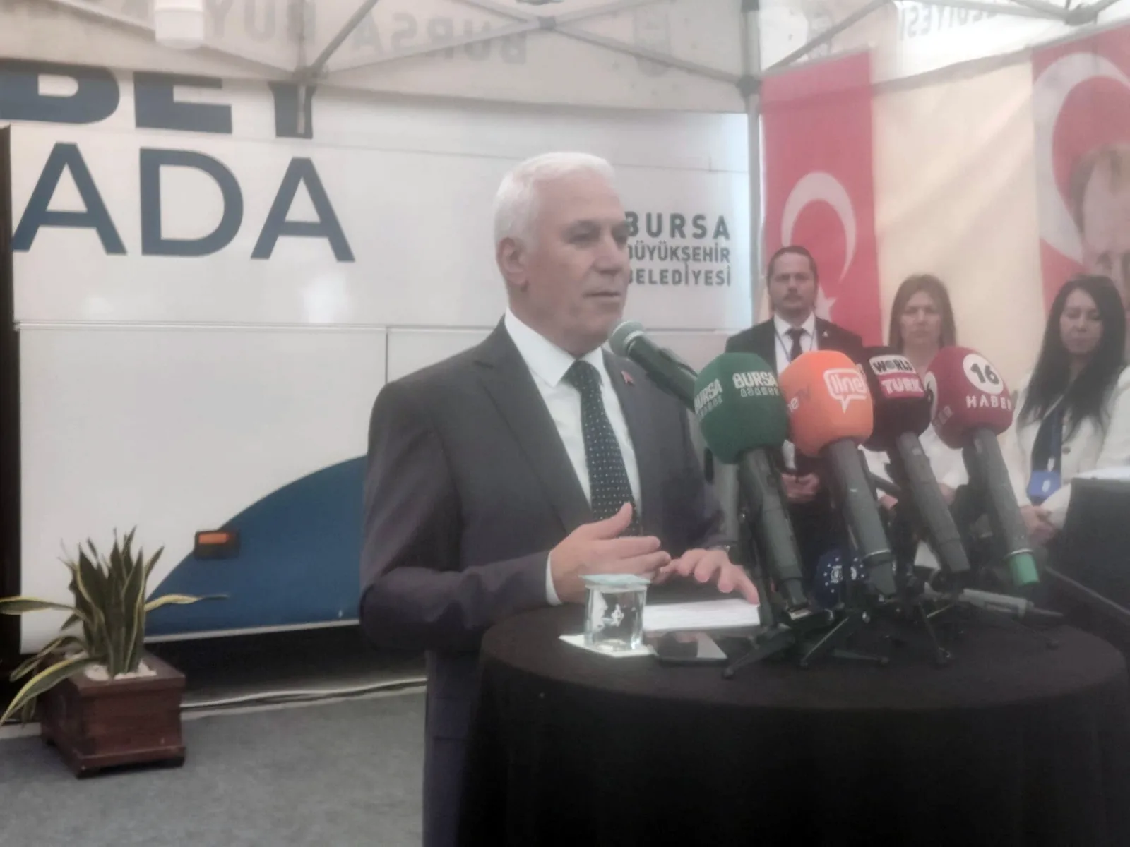 Bozbey: İnegöl’de 20 yıl asbestli borular değişmedi, biz cesaret ettik