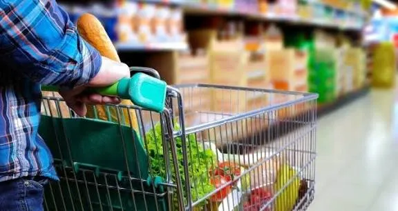 Marketler pazar günü kapanacak mı? Bakan Bolat'tan flaş açıklama