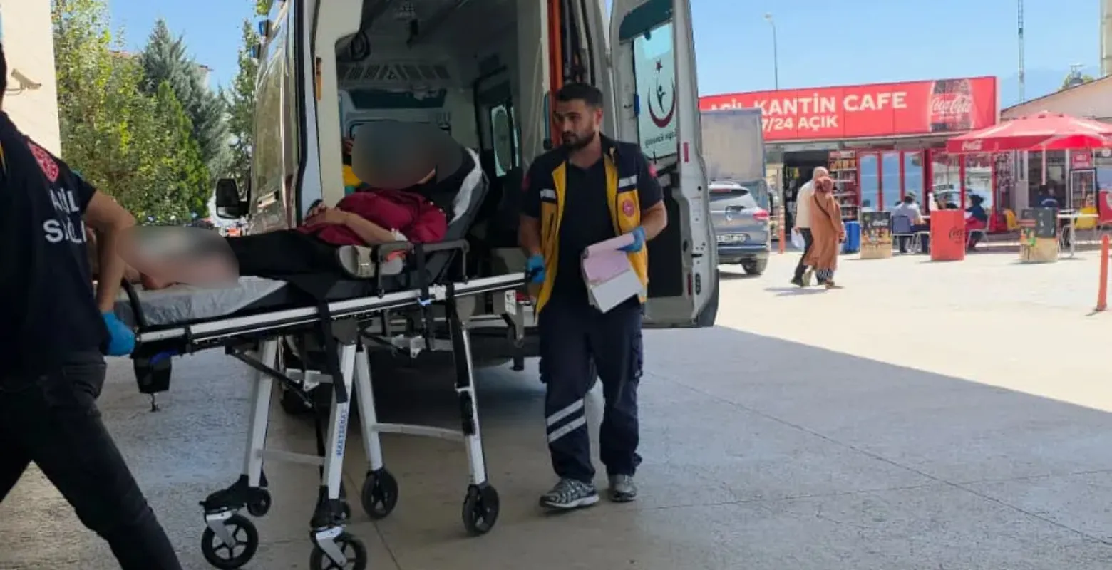 İnegöl'de feci kaza: Kaynar yağ üstüne döküldü