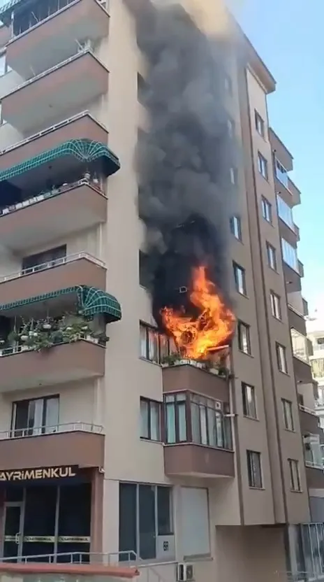 Ocakta unutulan yemek faciaya sebep oluyordu!