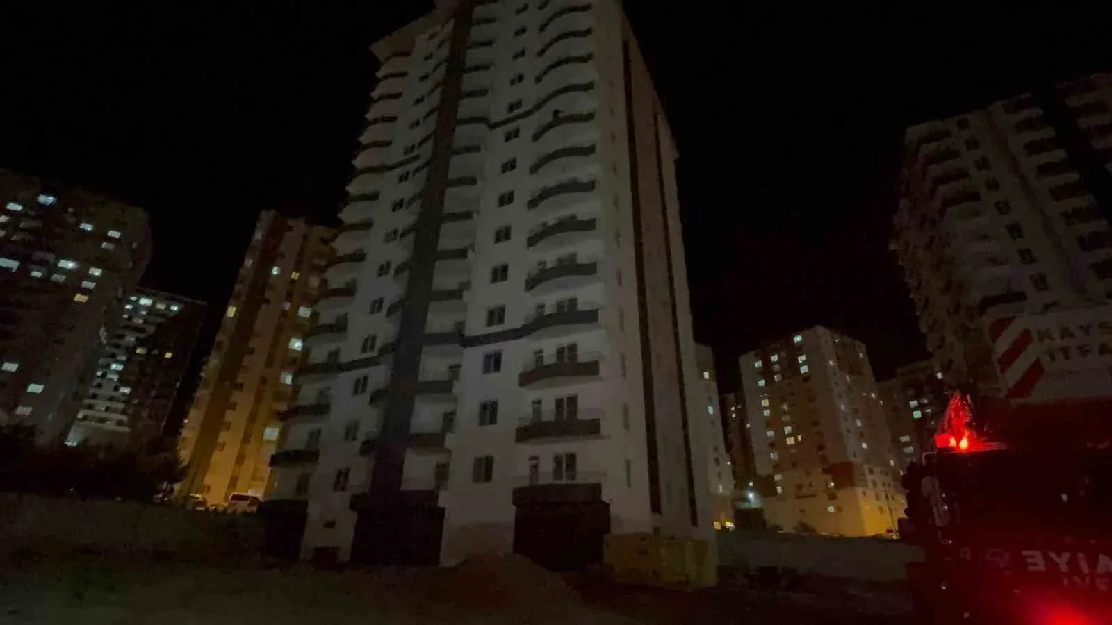 Alacak Sorunu Nedeniyle İnşaatta Kriz