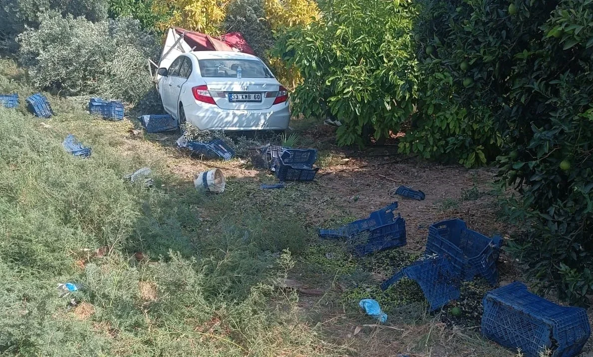 Mersin'de Trafik Kazası: 1 Kişi Hayatını Kaybetti, 4 Kişi Yaralandı