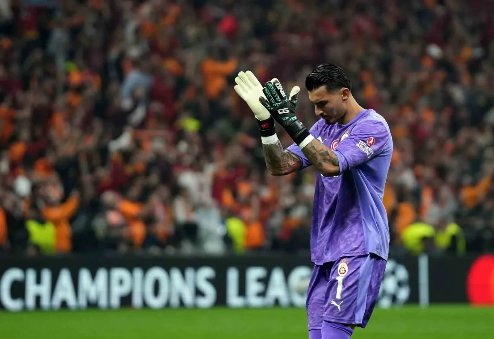 Uğurcan Çakır, UEFA Şampiyonlar Ligi'nin 11'inde Yer Aldı