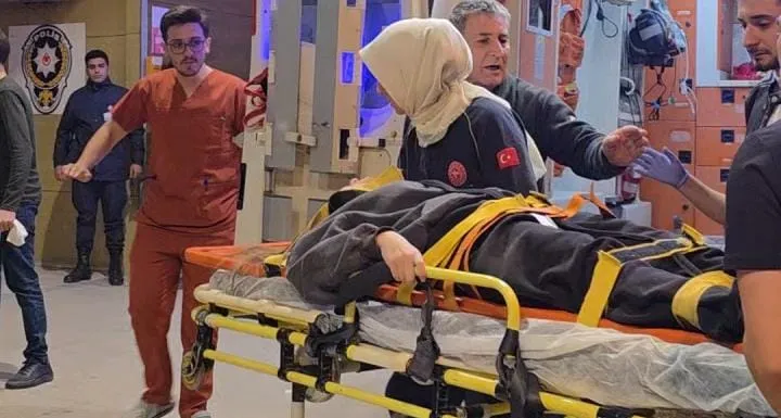 İnegöl’de genç kız 4. katran boşluğa düştü