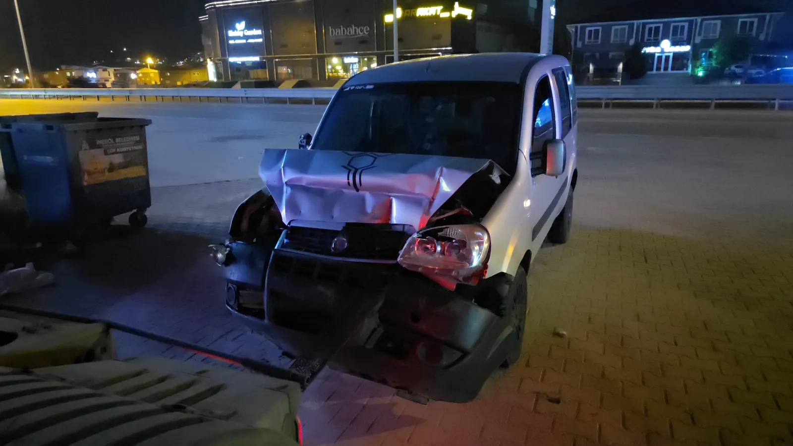 İnegöl'de feci kaza: 2 Yaralı