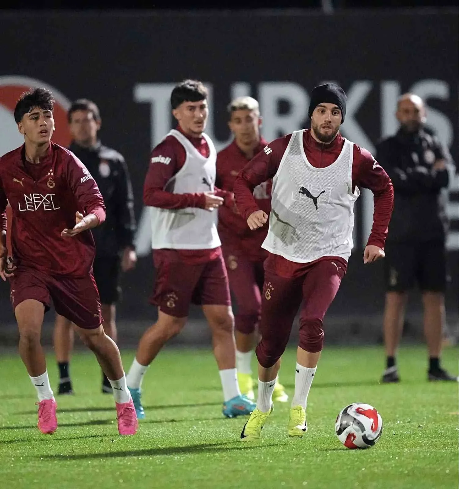 Galatasaray'dan Antrenman Özeti: Sakat Oyuncular İyileşme Sürecinde