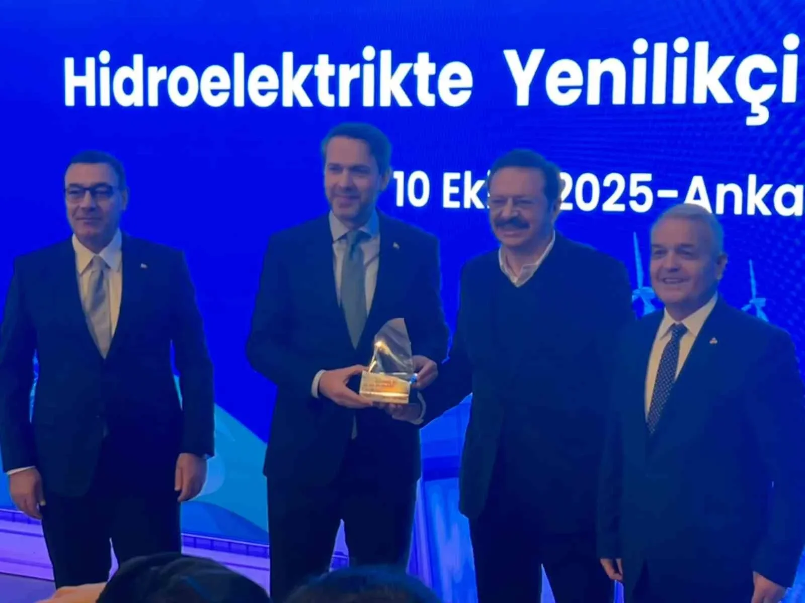 Enerji Bakanı Bayraktar, Hidroelektrikte Yenilikçi Projeler Günü Programı'nda konuştu