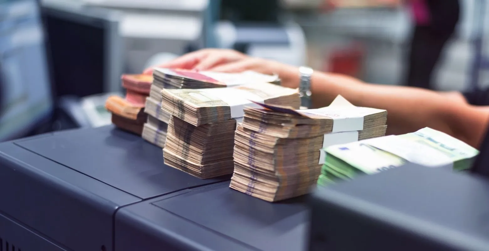 23 yıllık banka satışa çıkıyor