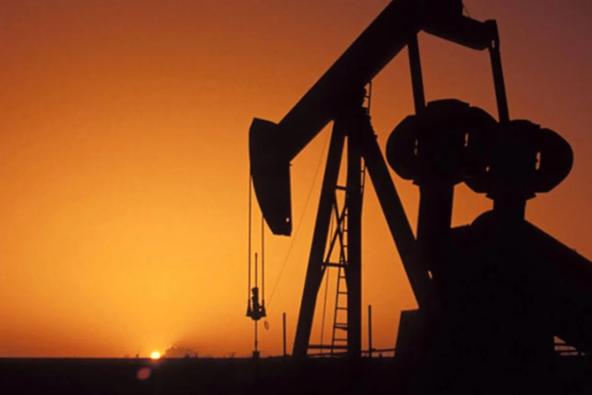 Petrol fiyatları Trump’ın açıklaması sonrası toparlandı: Stok verileri karışık sinyal verdi