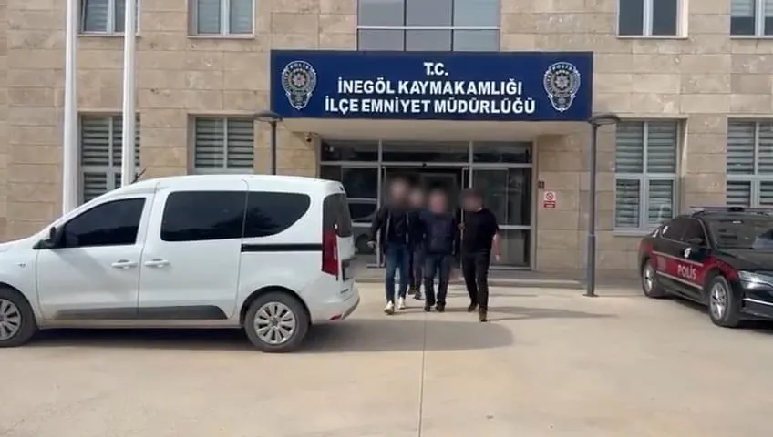 Cinayet zanlısı İnegöl'de polislerden kaçamadı