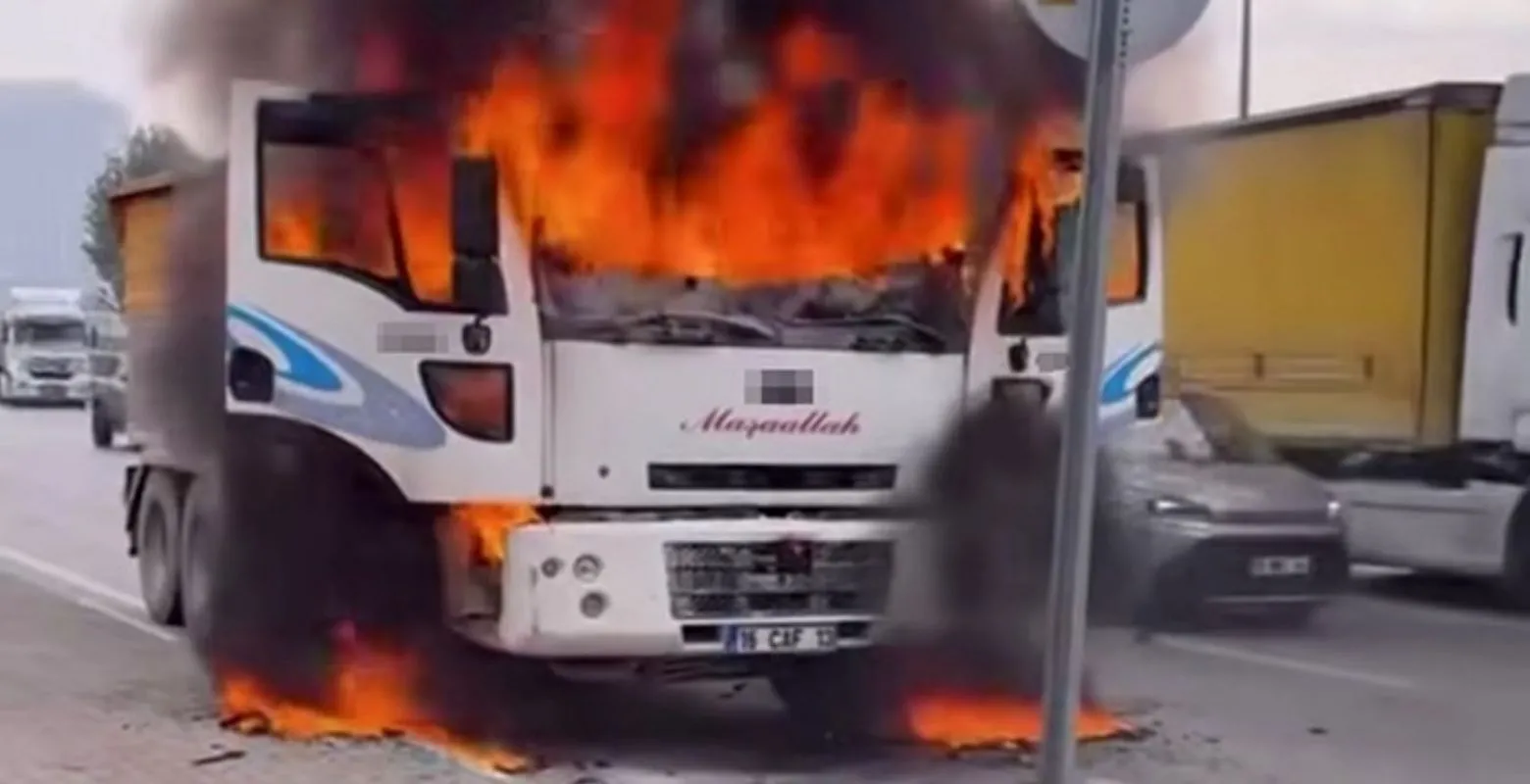 Seyir halinde cayır cayır yandı!