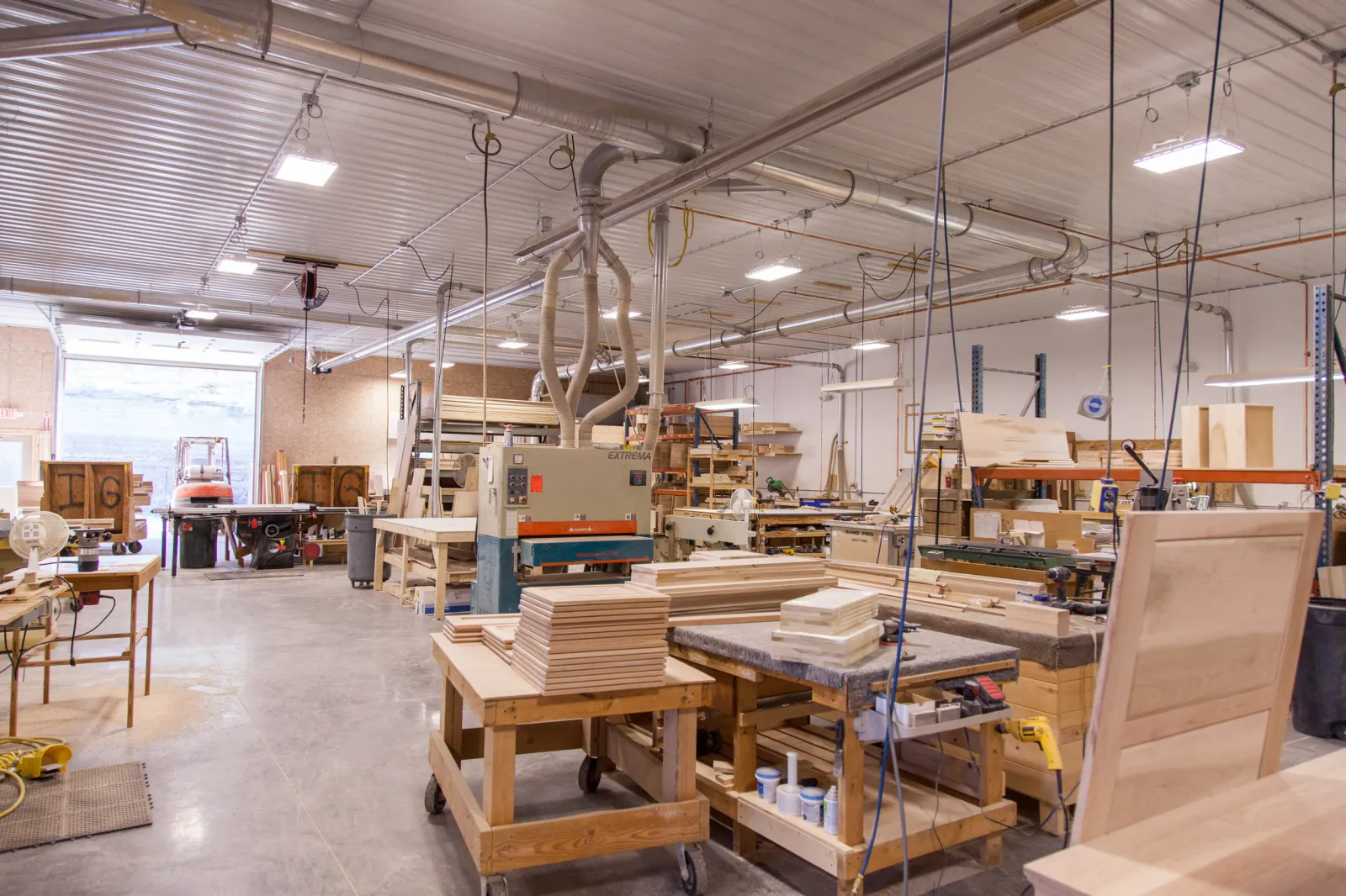 İnegöllü Mobilyacılar Krize Rağmen Üretmekten Vazgeçmiyor