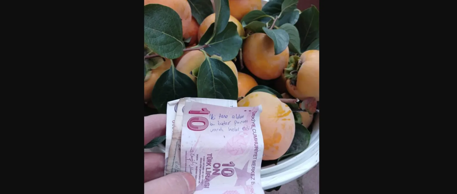 İnegöl’de Duygulandıran Olay! Parayı bıraktı bu notu yazdı
