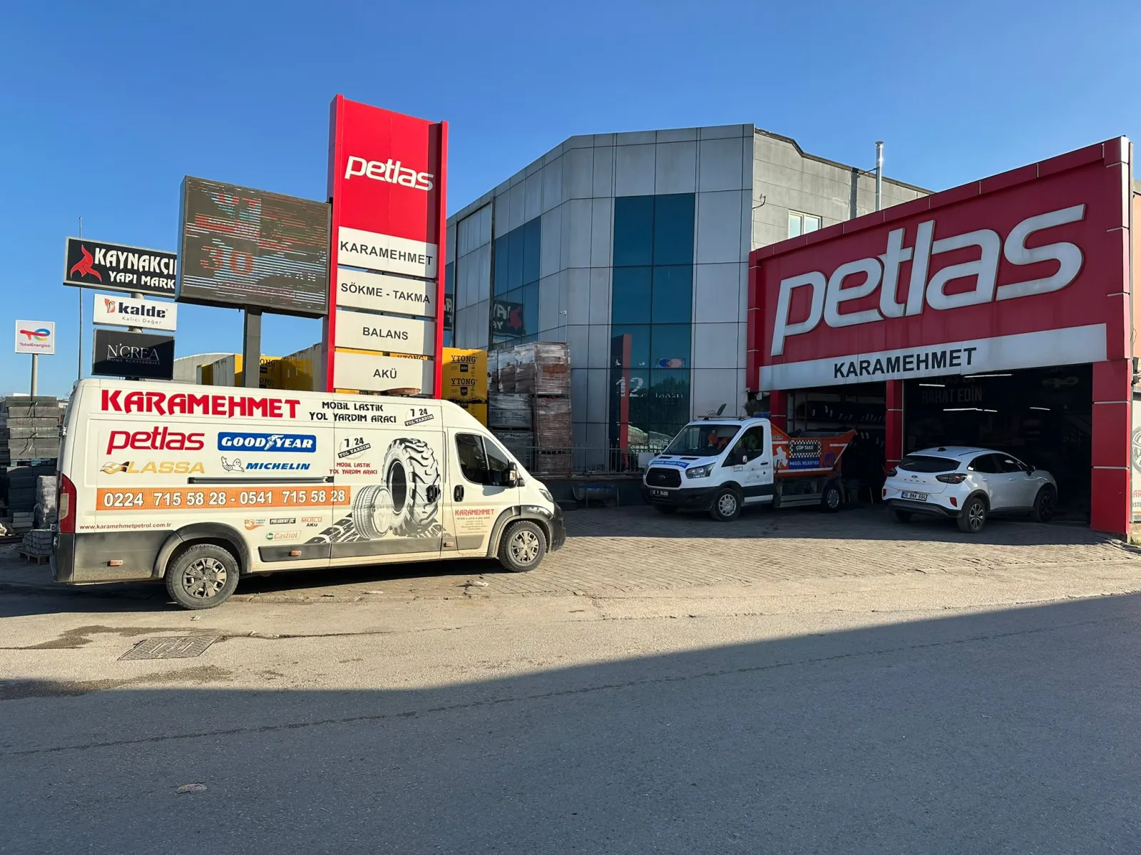 İnegöl'de Karamehmet Lastik’ten kışlık bakım hizmeti